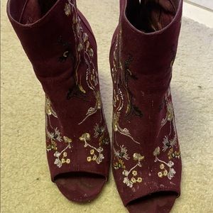 Women open toe boots